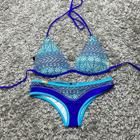 NEW Wet bikini size large - Picture 1 of 8
